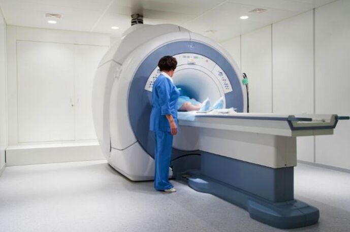 aparat MRI